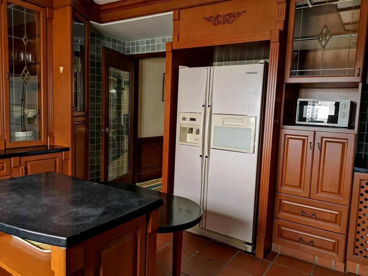 Апарт отель Marina Court Luxury Penthouse Кота-Кинабалу Экстерьер фото