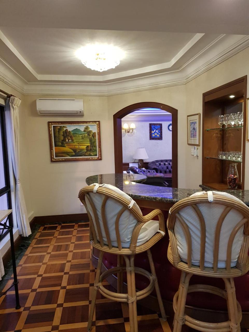 Апарт отель Marina Court Luxury Penthouse Кота-Кинабалу Экстерьер фото